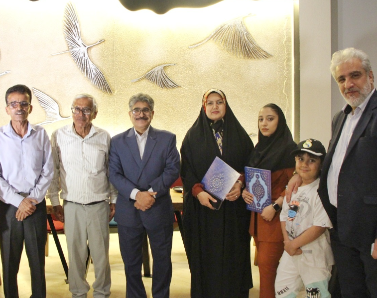 انجمن صنفی روزنامه نگاران هرمزگان از خبرنگاران تجلیل کرد