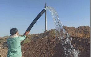پروژه آبرسانی به روستای حسن آباد بخش احمدی پایان یافت