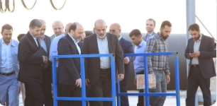 بازدید وزیر کشور از آبشیرین کن خلیج فارس و نفت ستاره خلیج فارس