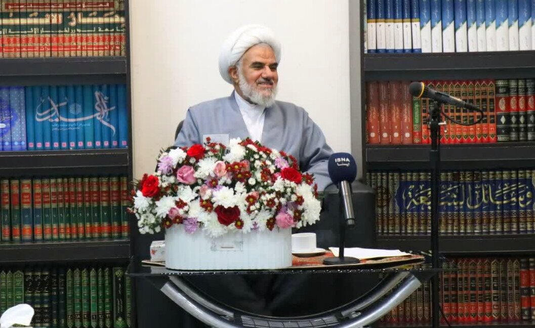 تجهیز مساجد بندرعباس به پنل خورشیدی؛ اقدامی هوشمندانه با دانش جهاددانشگاهی